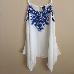 BOGO🛍️ Blue Rain White Tank Tunic - Handkerchief Hem - S
